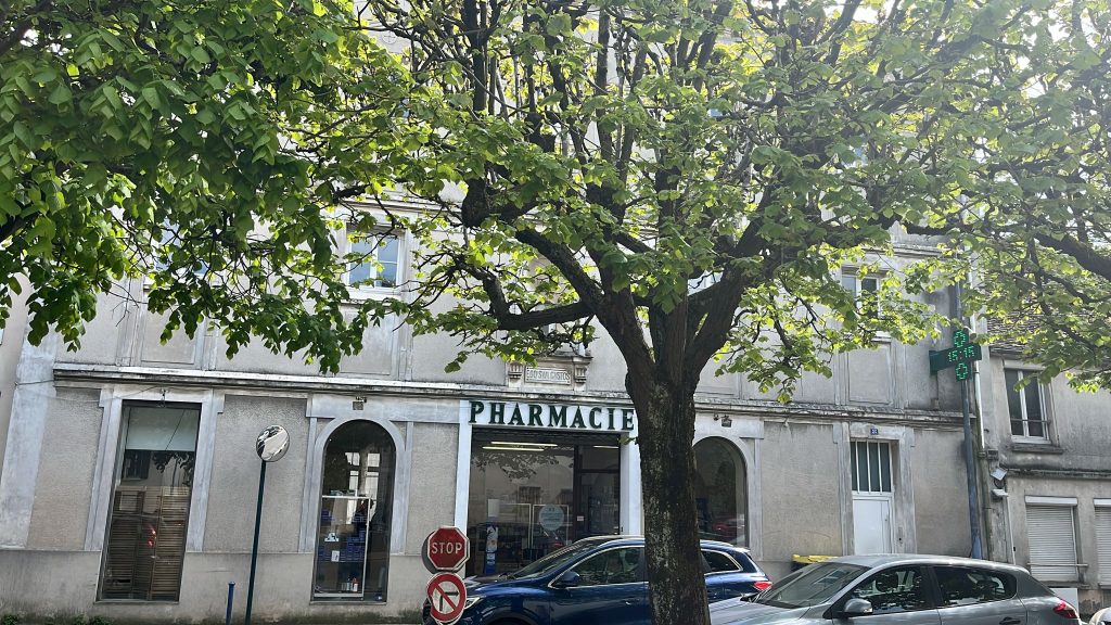 Accueil Facade plan large Pharmacie du bourg mitry-mory